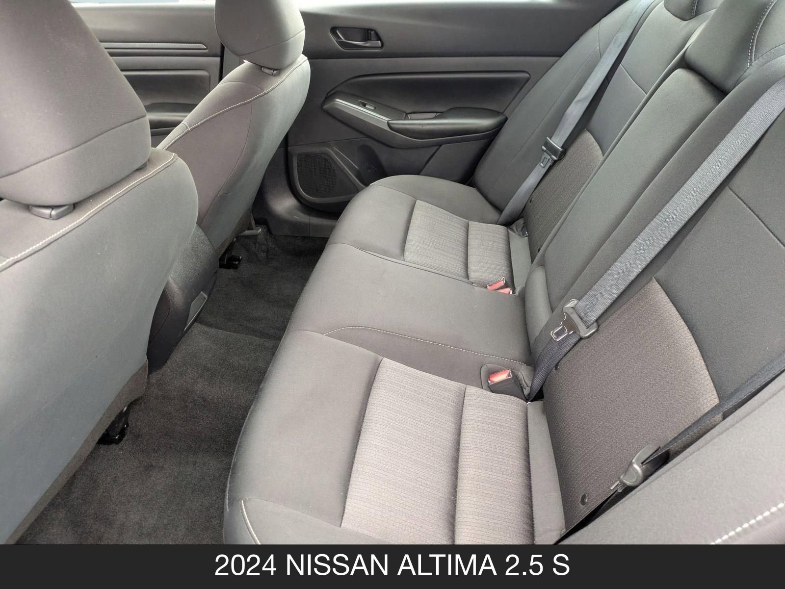 Used 2024 Nissan Altima 2.5 S image 15