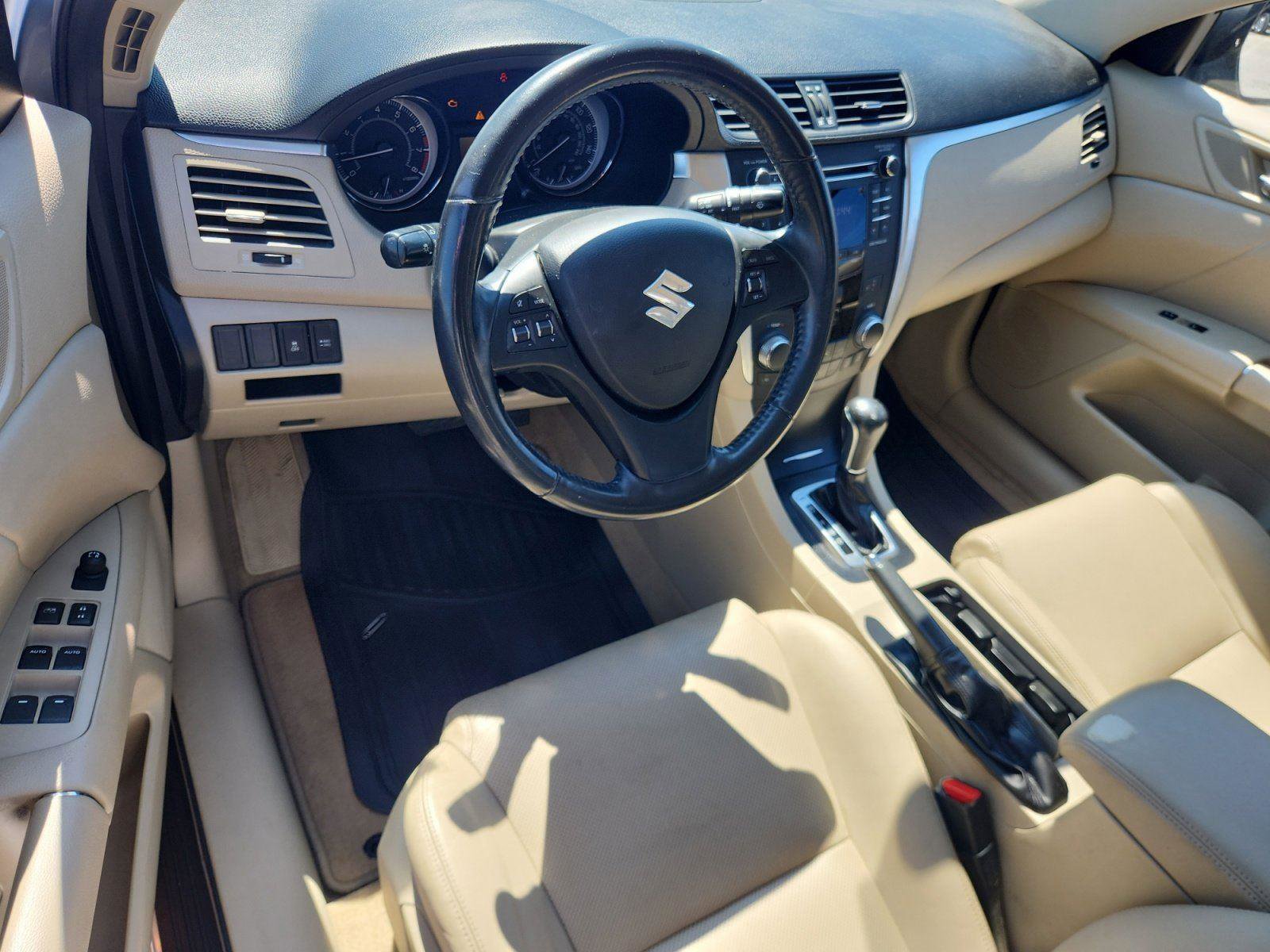 Used 2012 Suzuki Kizashi SE image 16