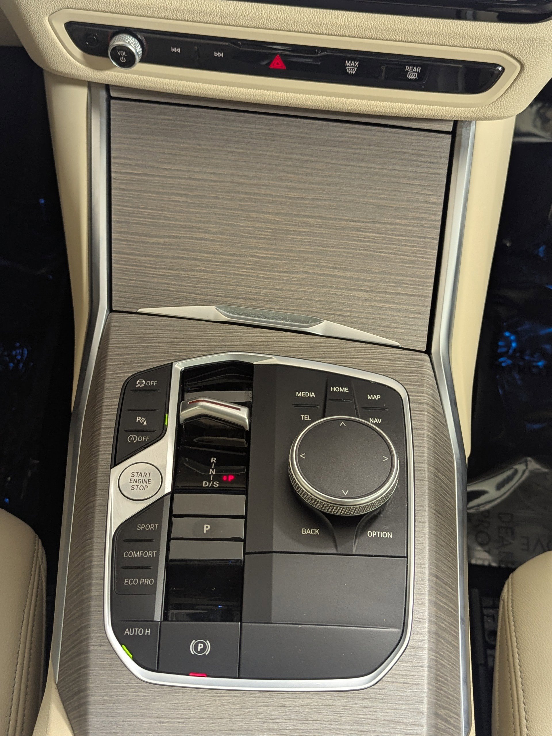 Used 2025 BMW 330i Sedan image 17
