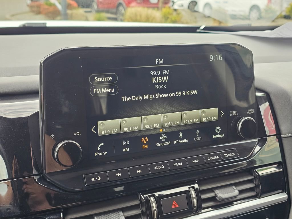 Certified 2025 Nissan Pathfinder SL image 22