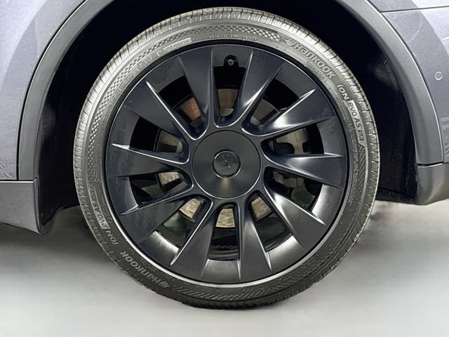 Used 2022 Tesla Model Y Long Range AWD/4WD image 29