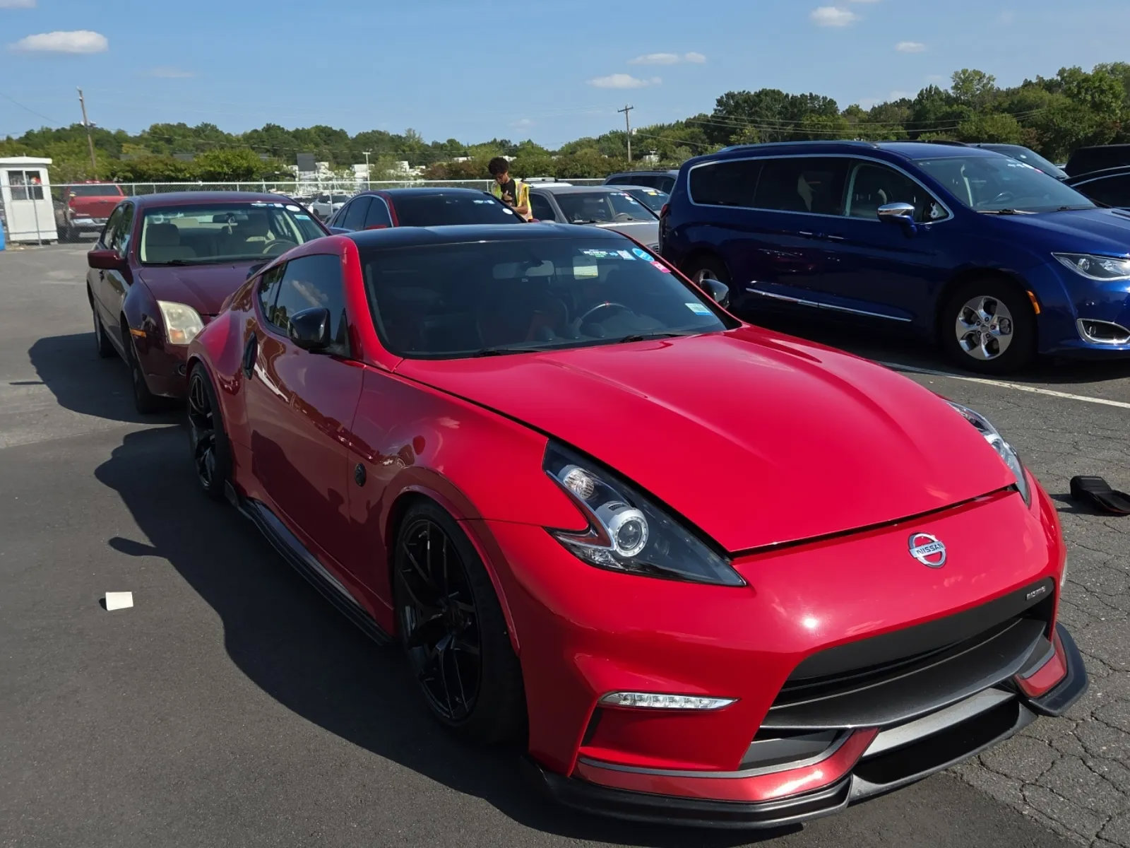 Used 2017 Nissan 370Z NISMO RWD image 7