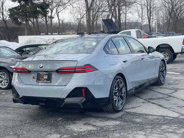 Used 2026 BMW 530i xDrive image 4