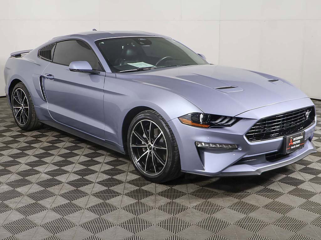 Used 2022 Ford Mustang Premium w/ Equipment Group 201A image 2