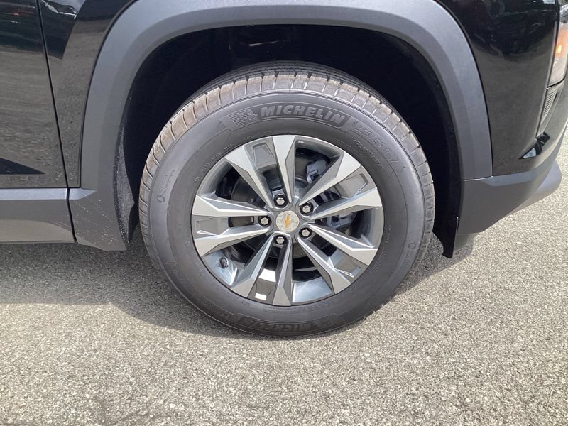 New 2027 Chevrolet Equinox LT w/ Convenience Package II AWD/4WD image 9