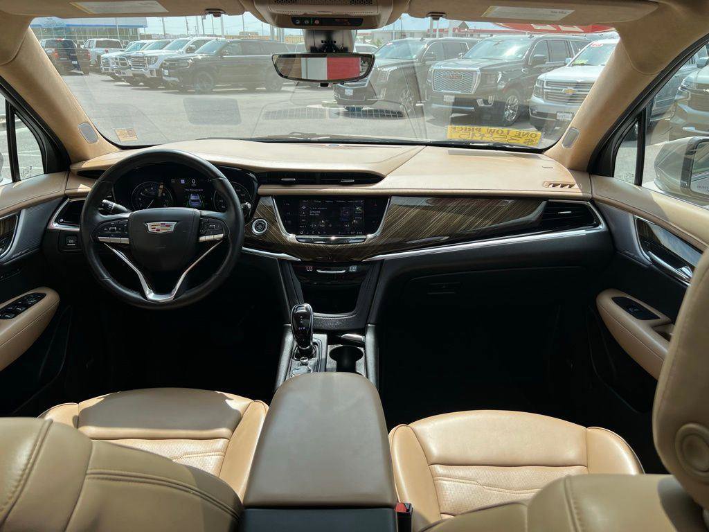 Used 2022 Cadillac XT6 Premium Luxury w/ Platinum Package image 24