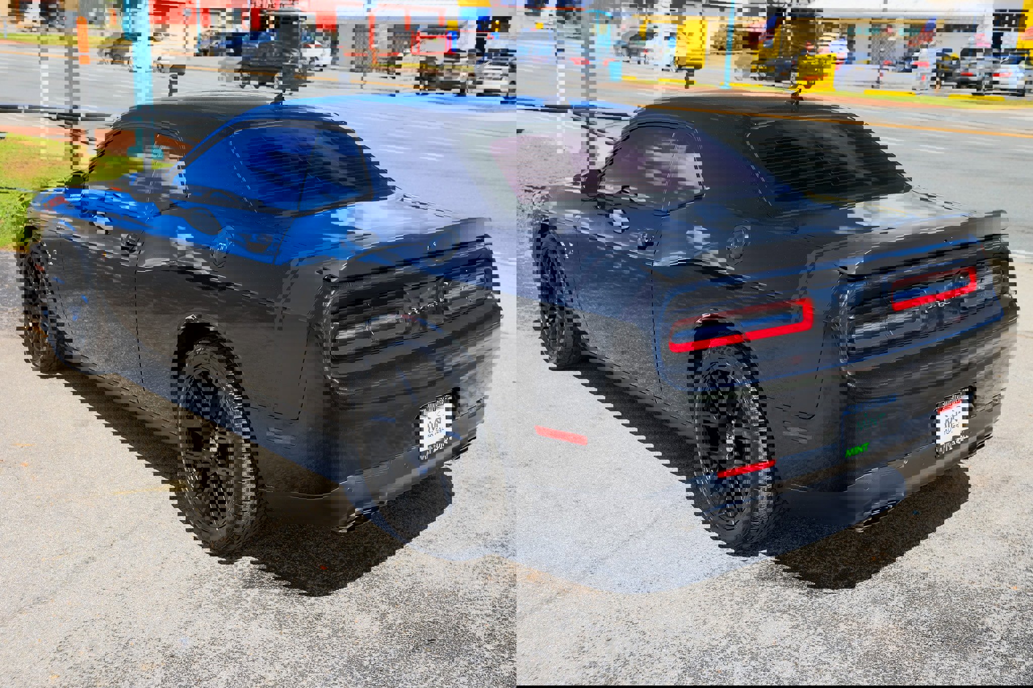 Used 2015 Dodge Challenger R/T Scat Pack w/ Scat Pack Appearance Package image 10