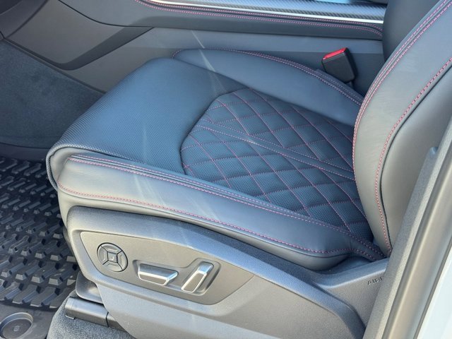 New 2026 Audi SQ8 Prestige image 21
