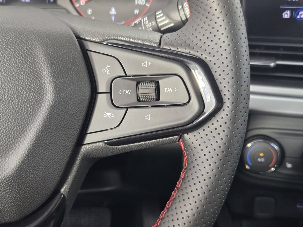 New 2026 Chevrolet Trax RS w/ Driver Confidence Package FWD image 31