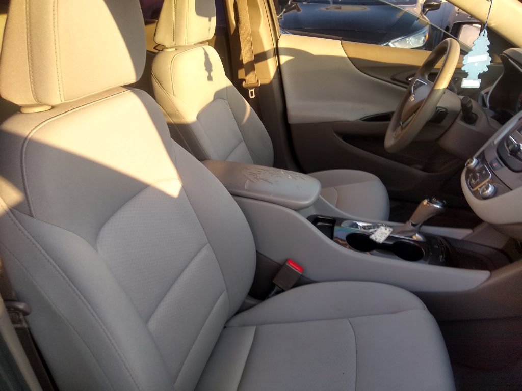 Used 2018 Chevrolet Malibu LS w/ LPO, Convenience Package 1 image 32