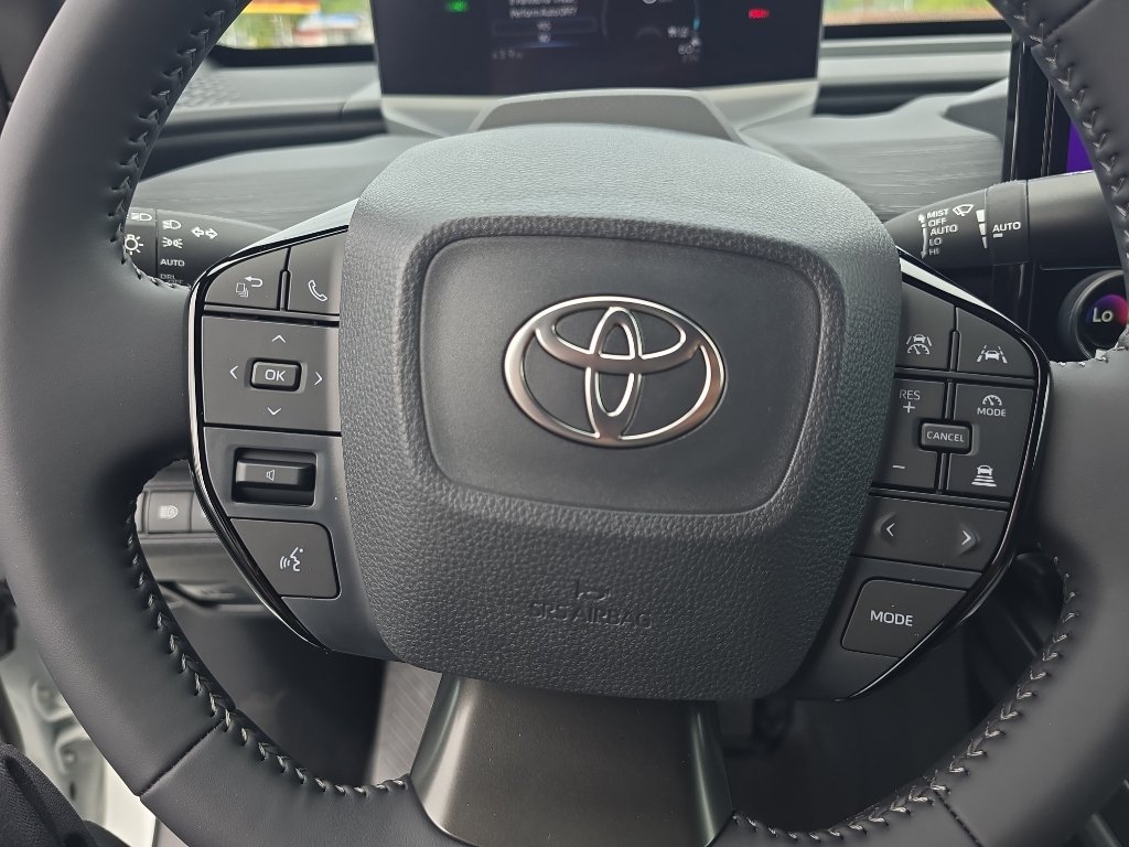 New 2026 Toyota C-HR AWD/4WD image 27