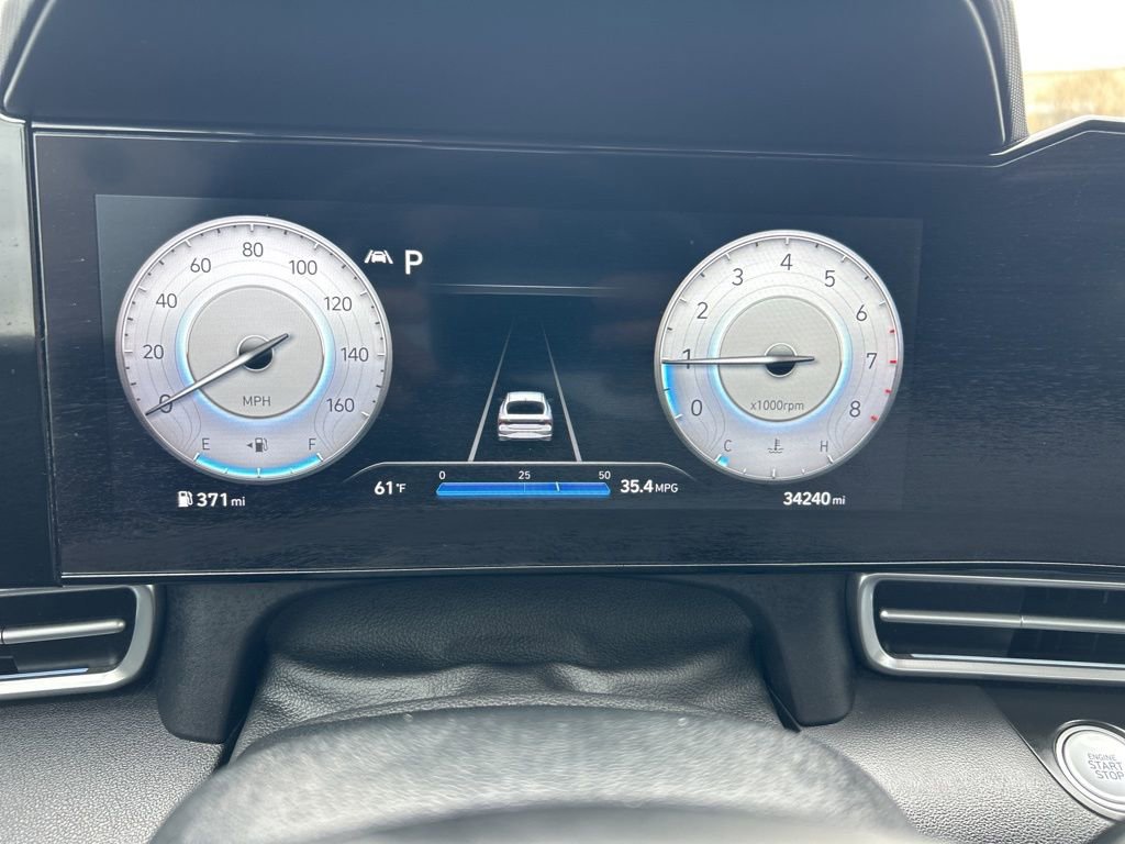 Used 2022 Hyundai Elantra Limited image 26