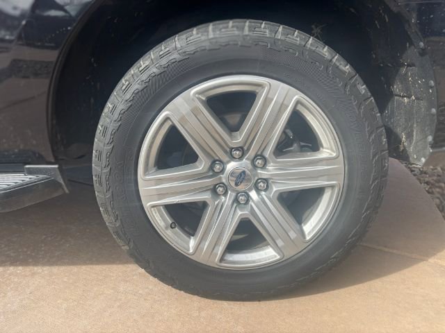 Used 2019 Ford Expedition XLT w/ Equipment Group 201A image 10