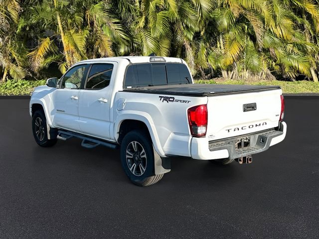 Used 2017 Toyota Tacoma TRD Sport w/ Tow Package image 7