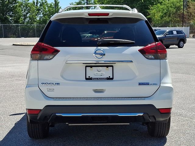 Used 2019 Nissan Rogue S w/ Special Edition Package AWD/4WD image 8