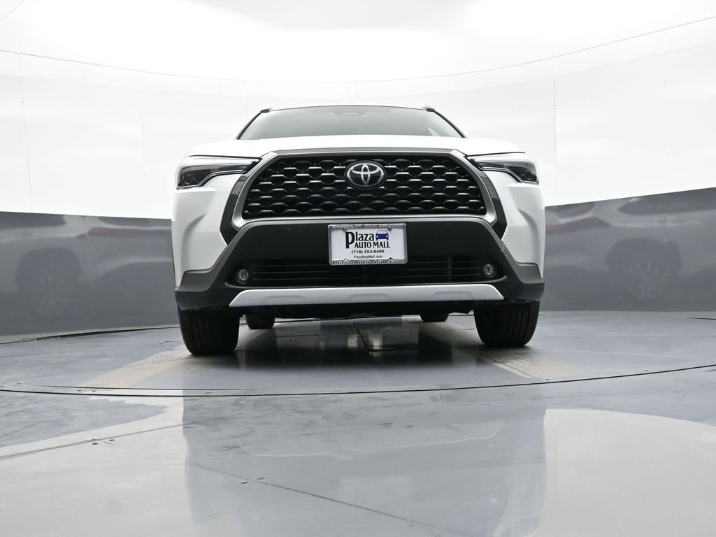 Certified 2023 Toyota Corolla Cross XLE w/ Convenience Package AWD/4WD image 27