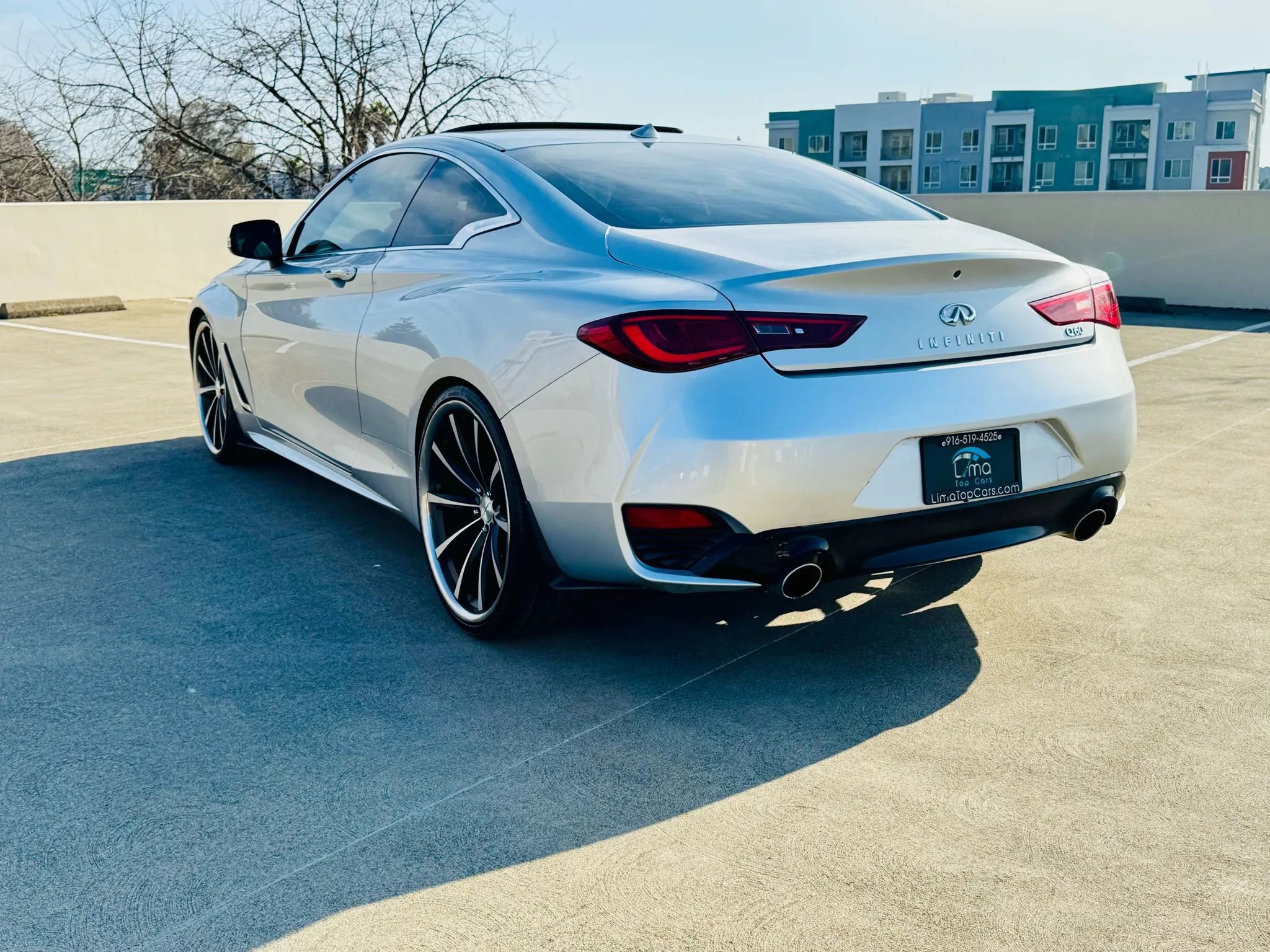 Used 2017 INFINITI Q60 3.0t w/ Premium Plus Package 3.0T image 9