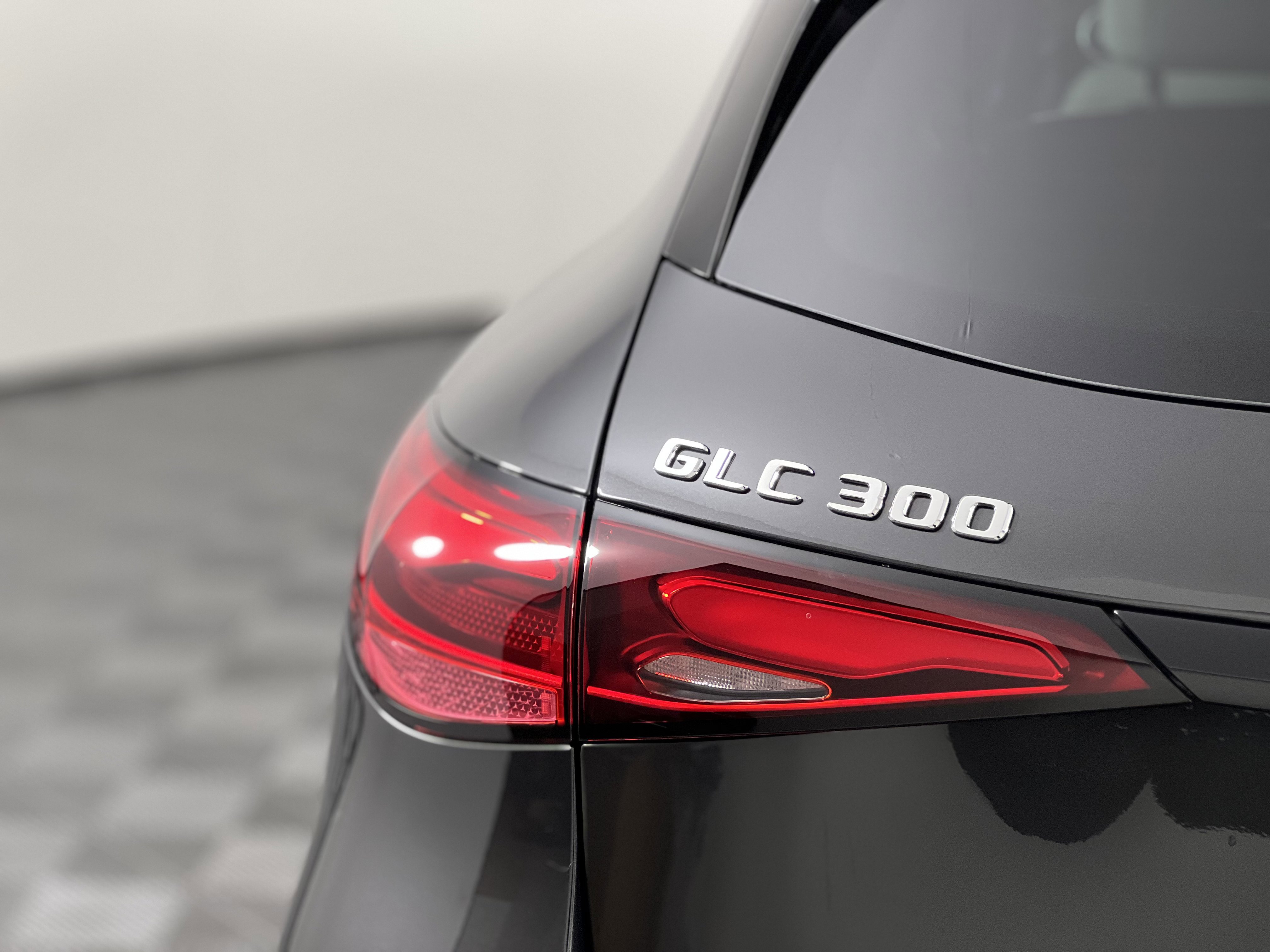 New 2026 Mercedes-Benz GLC 300 4MATIC image 12