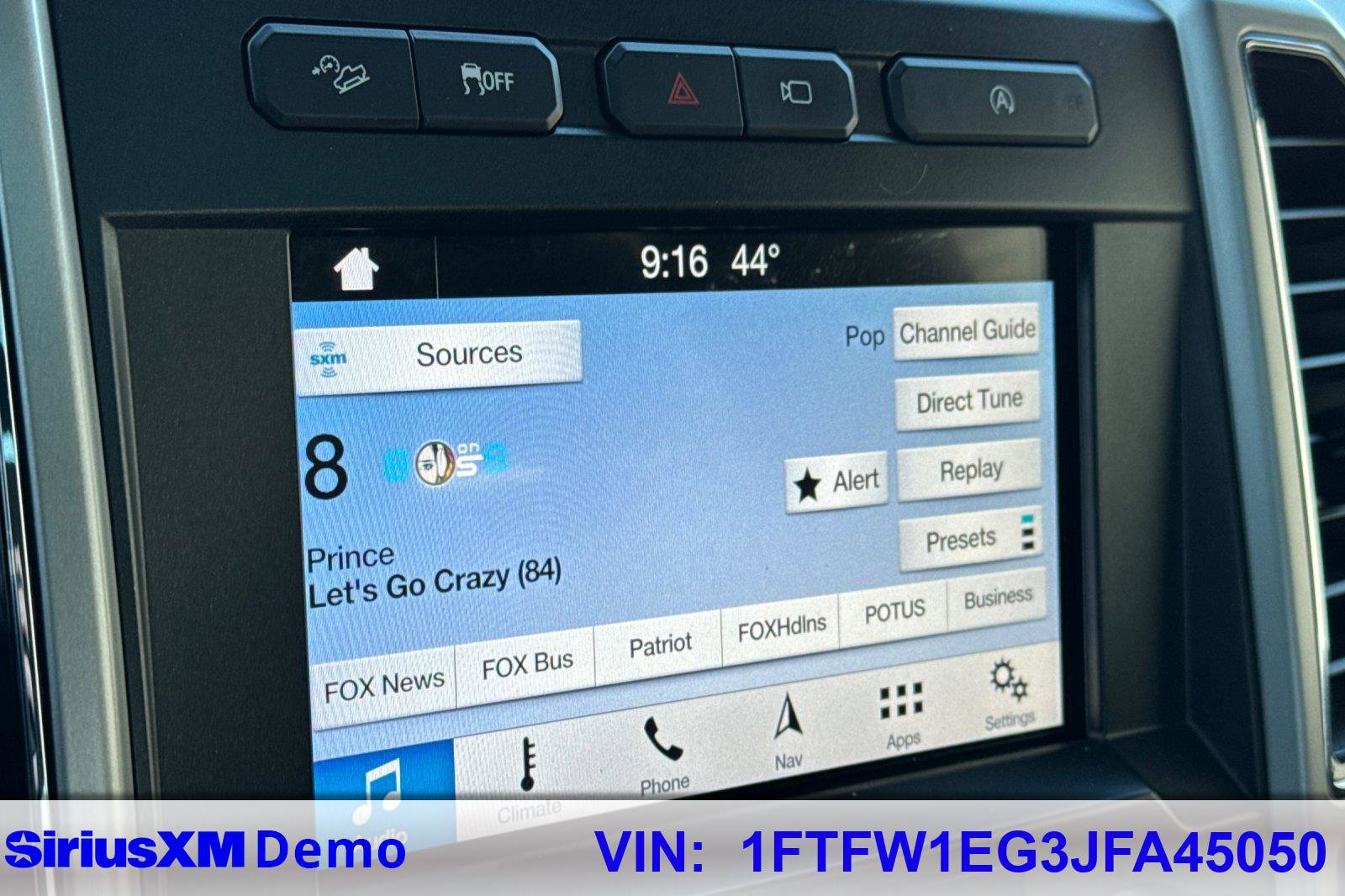 Certified 2018 Ford F150 Lariat w/ Equipment Group 502A Luxury image 21