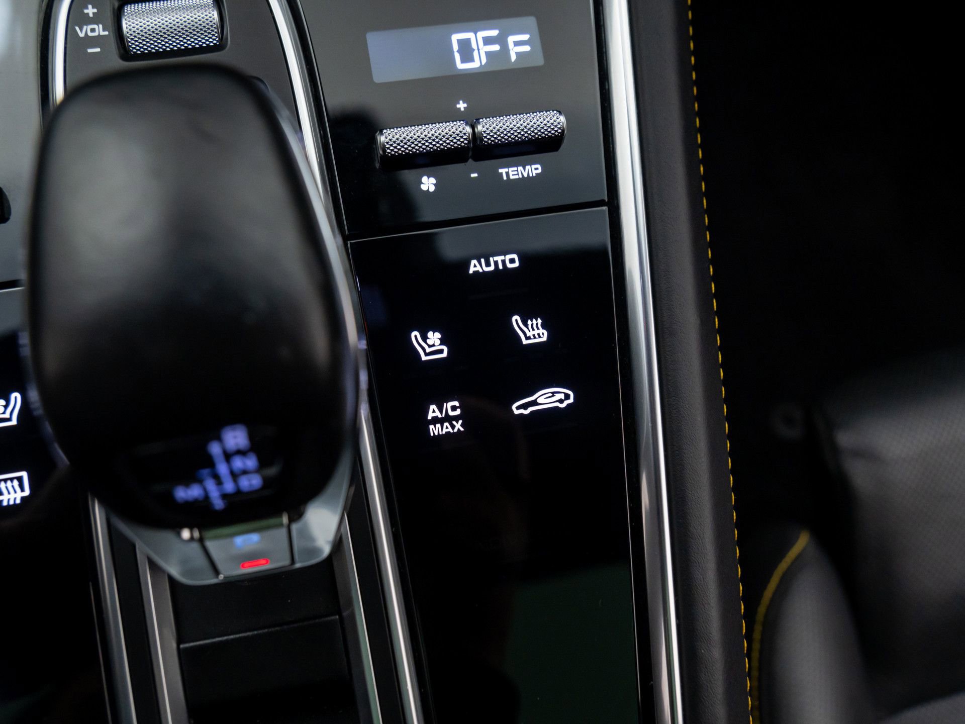 Used 2022 Porsche Panamera Turbo S image 24