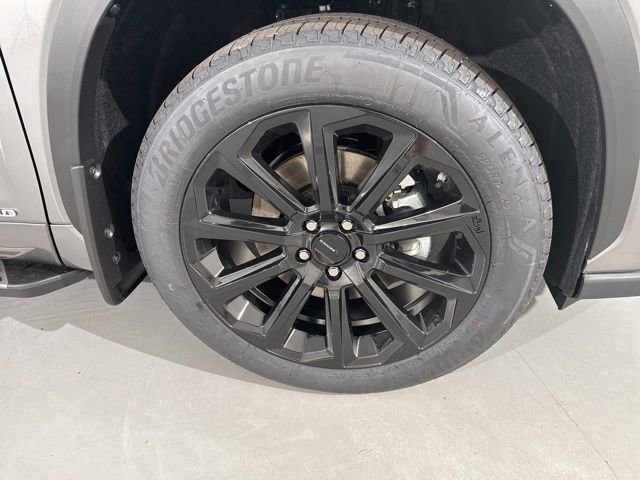 New 2026 Toyota Highlander Platinum image 18