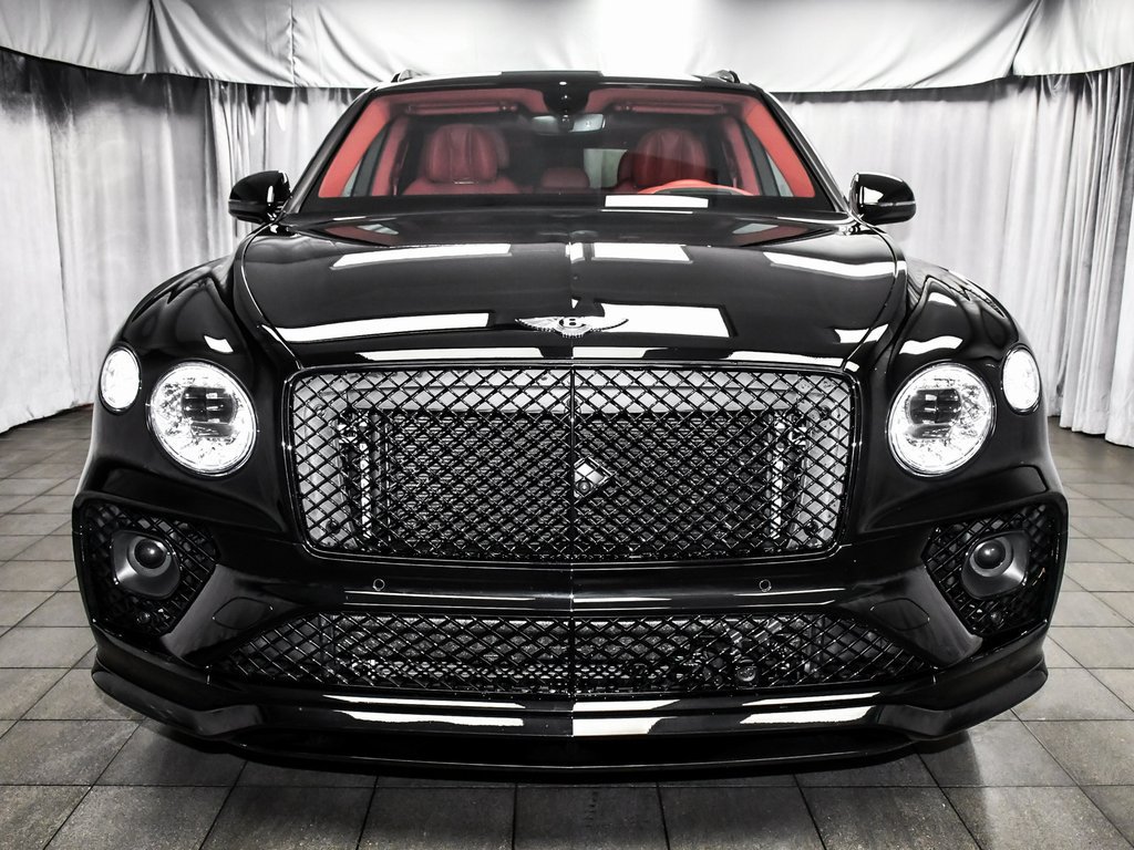 Used 2023 Bentley Bentayga AWD/4WD image 2