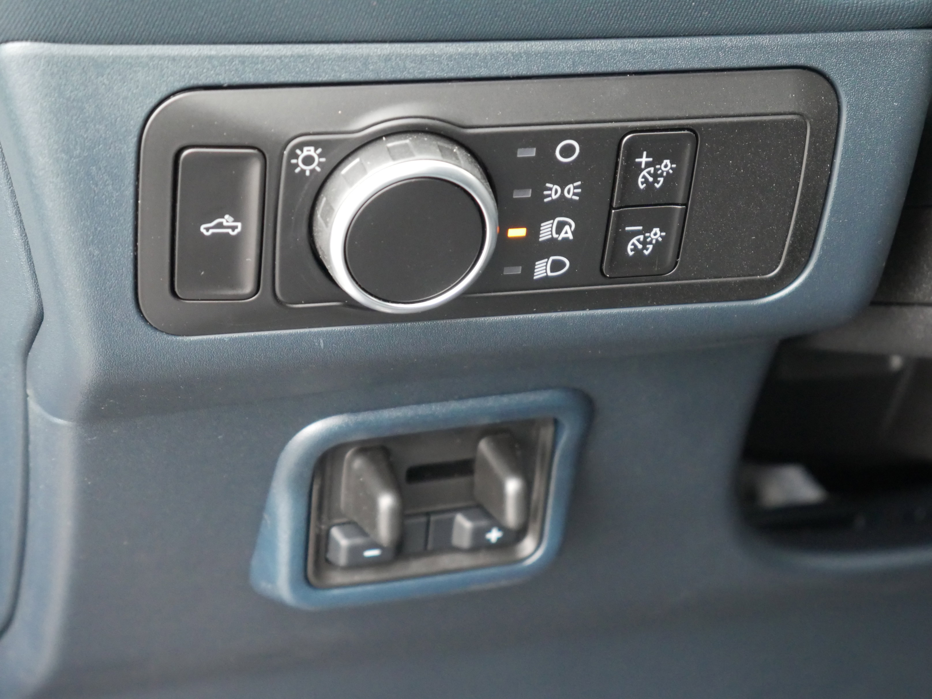 New 2025 Ford Maverick XLT w/ 4K Tow Package image 5