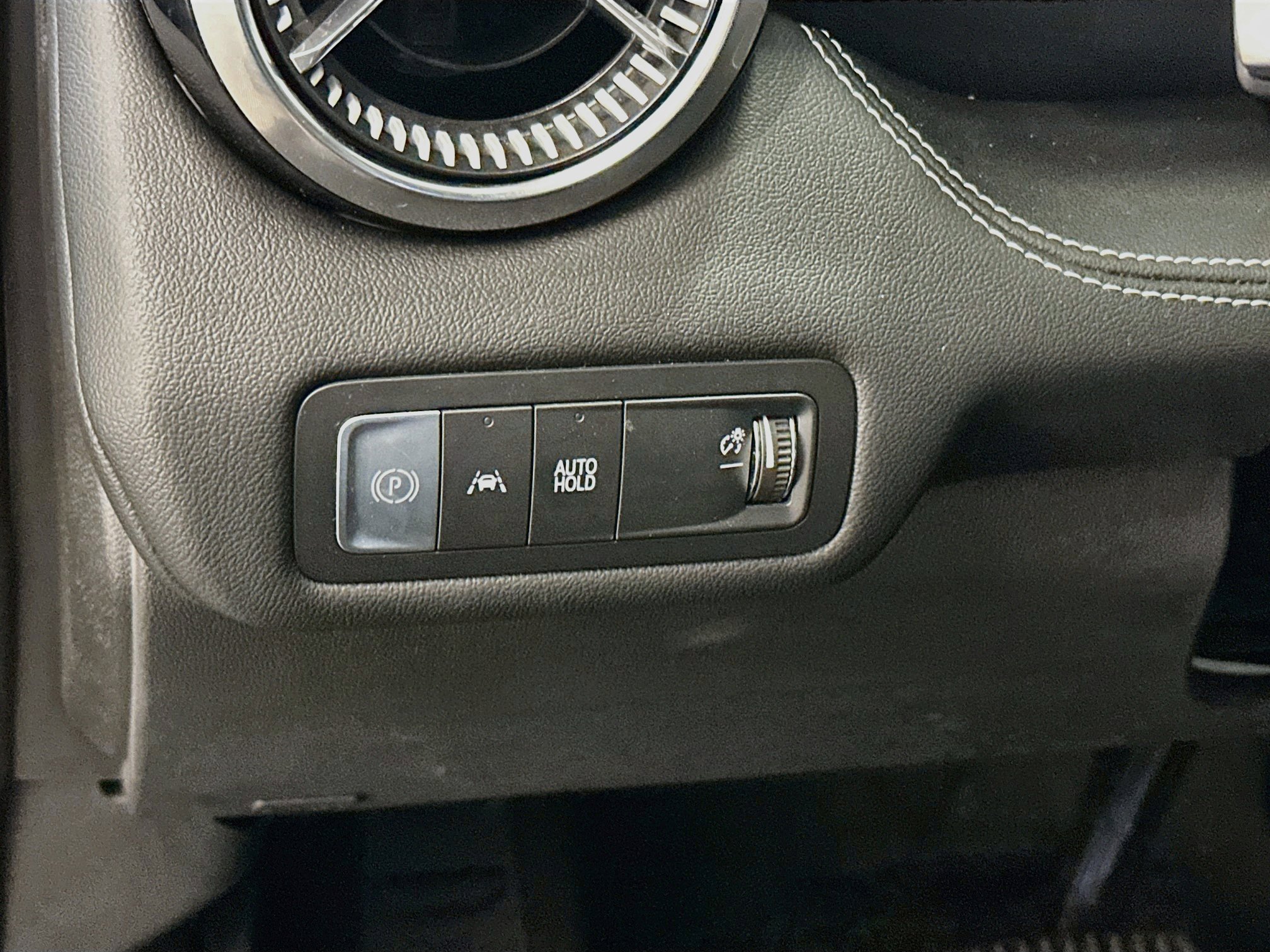 Used 2024 Chevrolet Blazer EV LT AWD/4WD image 17