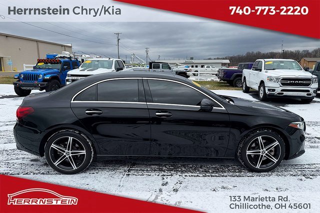 Used 2022 Mercedes-Benz A 220 4MATIC image 27