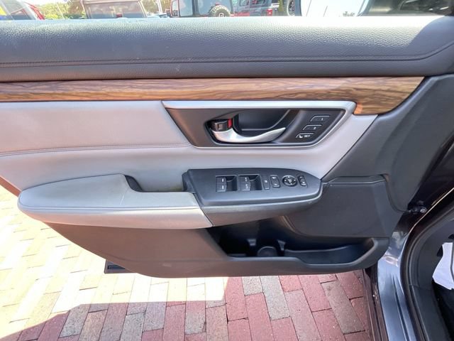 Used 2017 Honda CR-V Touring image 10