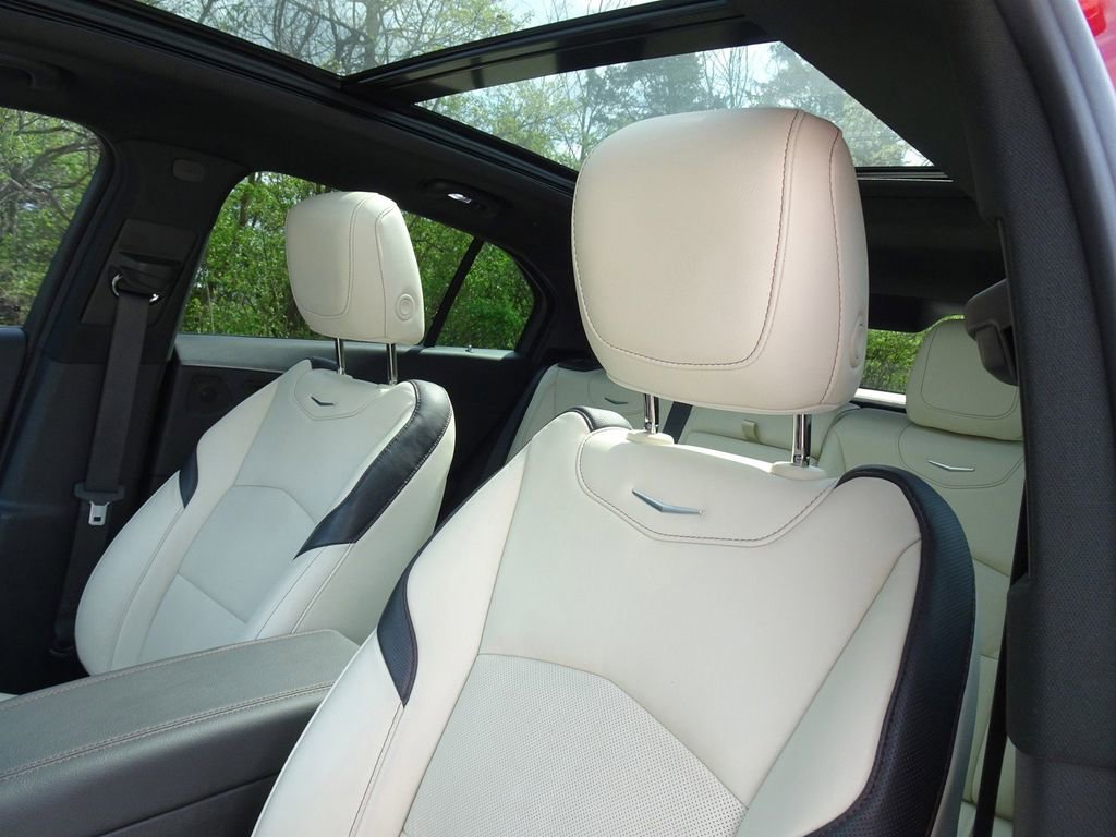 Certified 2023 Cadillac XT4 Sport image 11