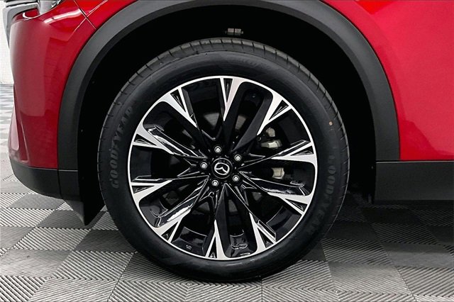 Used 2025 MAZDA CX-90 Plug-In Hybrid w/ Premium Plus image 8