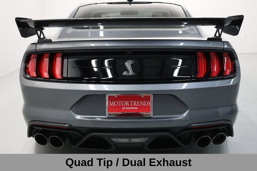 Used 2022 Ford Mustang Shelby GT500 w/ Carbon Fiber Track Pack RWD image 50
