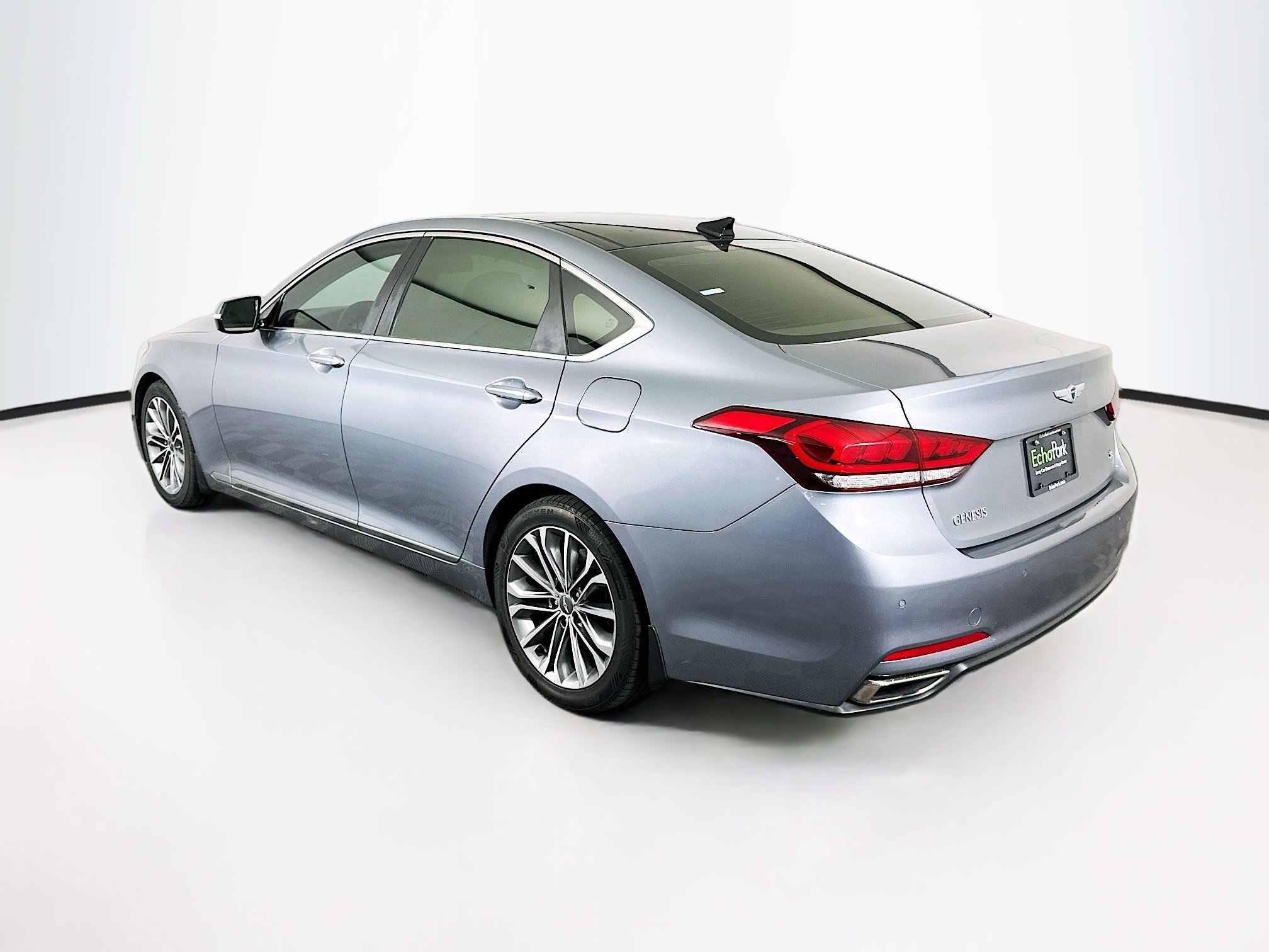 Used 2015 Hyundai Genesis 3.8 w/ Option Group 04 RWD image 5