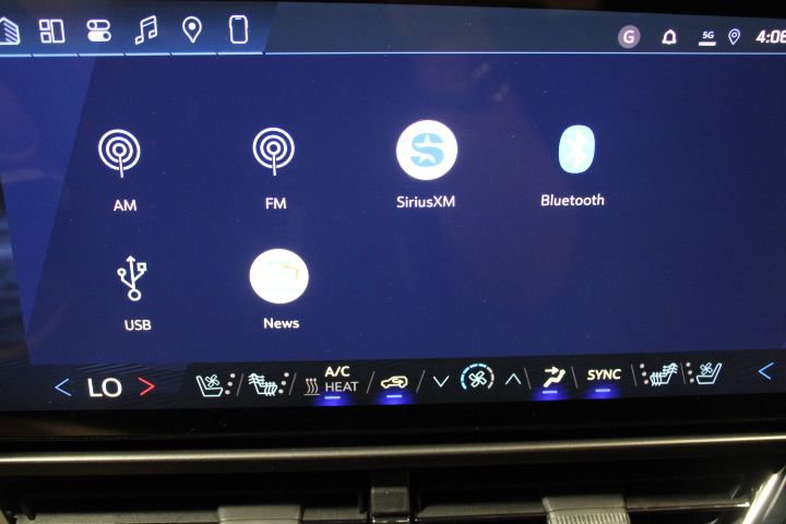 New 2026 Chevrolet Equinox EV RS image 45