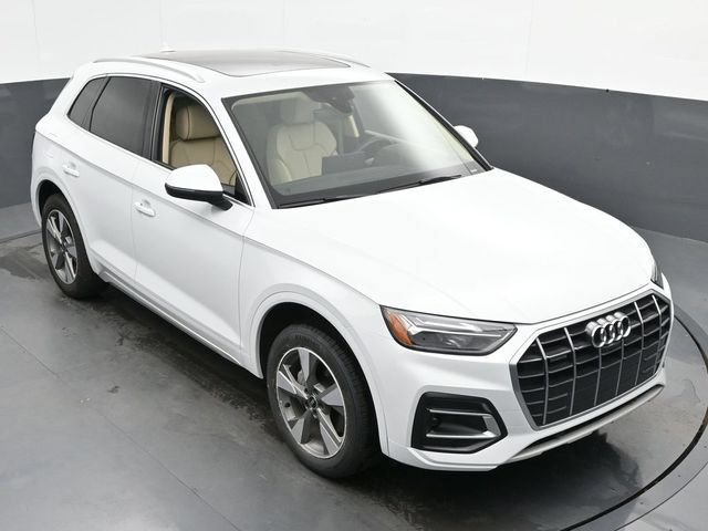 Used 2025 Audi Q5 2.0T Premium Plus w/ Premium Plus Package AWD/4WD image 40