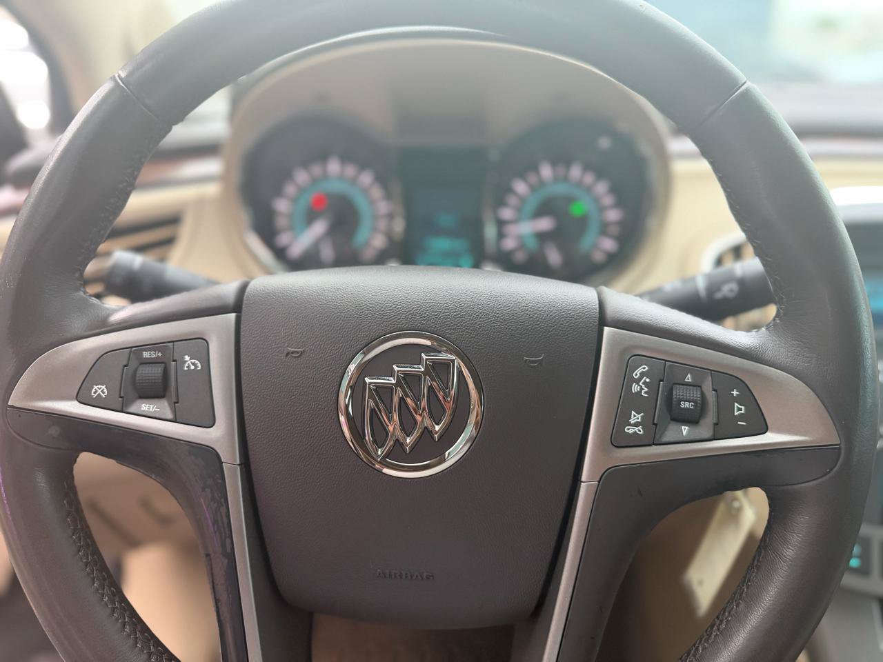 Used 2011 Buick LaCrosse CX FWD image 21