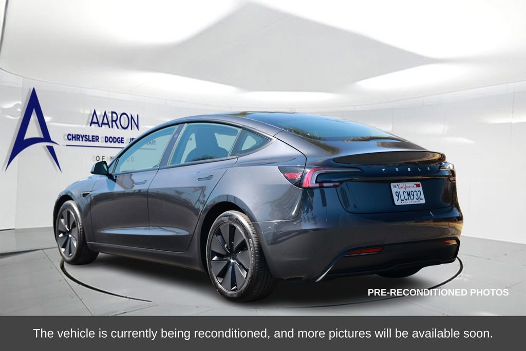 Used 2024 Tesla Model 3 Standard Range image 2