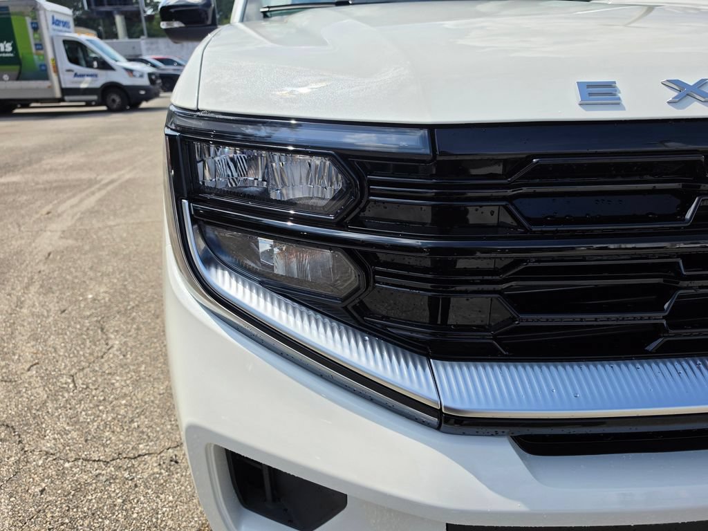 New 2027 Ford Expedition Platinum RWD image 12