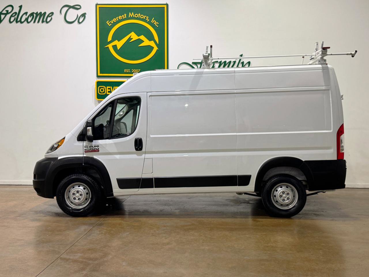 Used 2022 RAM ProMaster 2500 w/ Convenience Group image 5