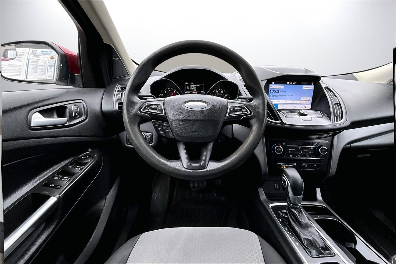 Used 2019 Ford Escape SE image 11