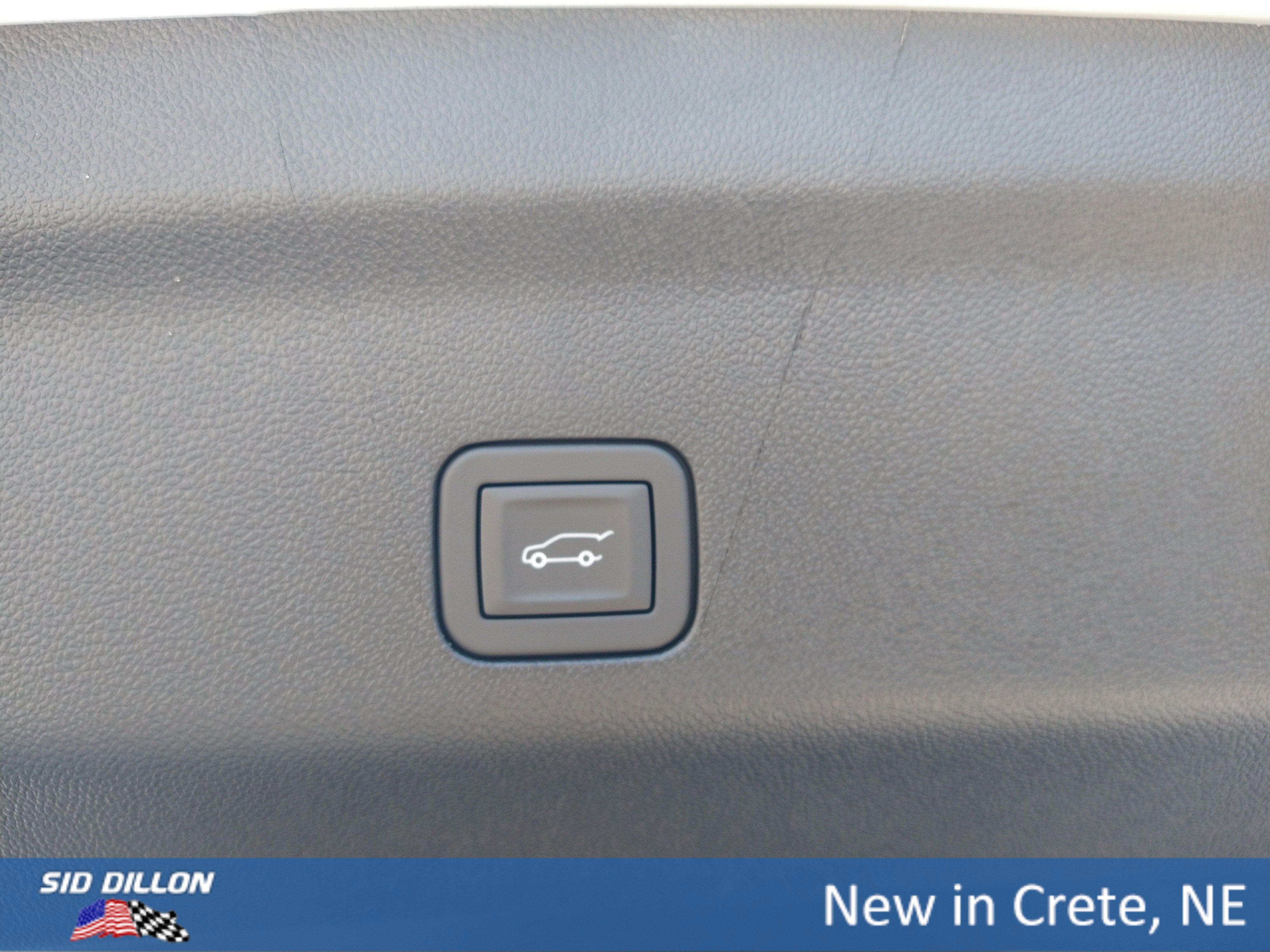 New 2026 Chevrolet Suburban High Country image 12