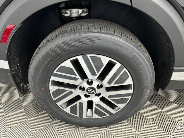 New 2026 Hyundai Palisade FWD Hybrid image 18