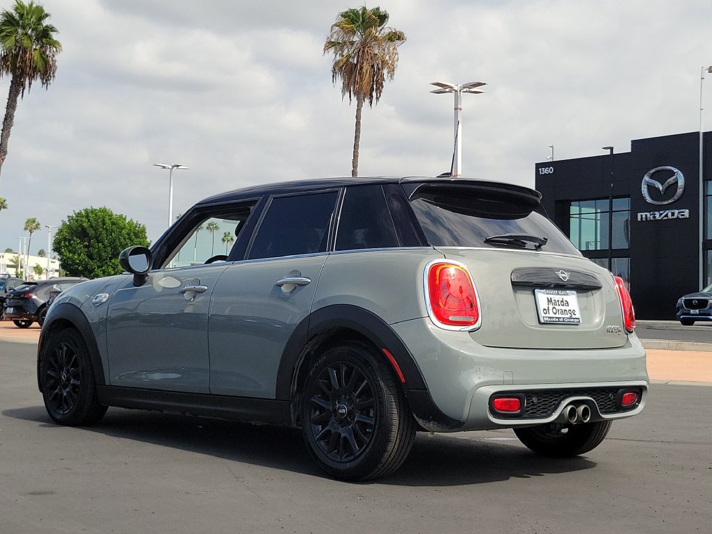 Used 2019 MINI Cooper S w/ Signature Upholstery Package FWD image 2