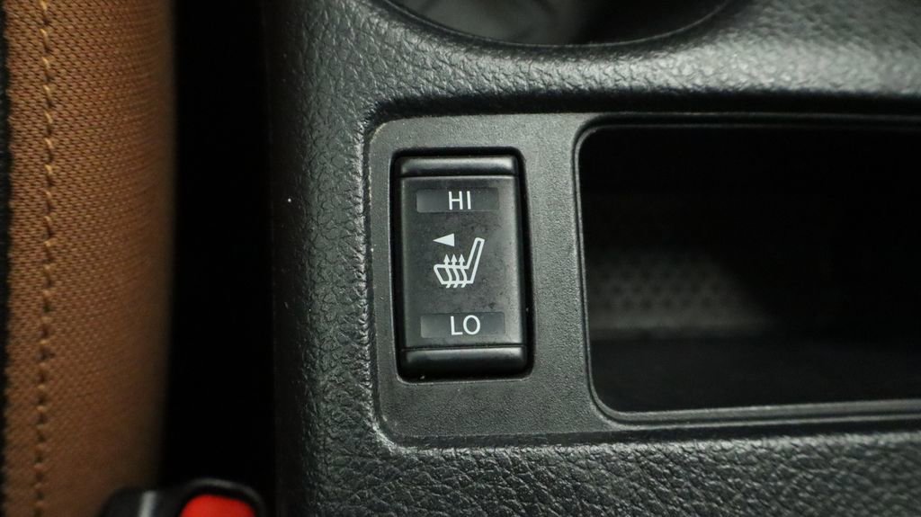 Used 2020 Nissan Rogue SL image 36