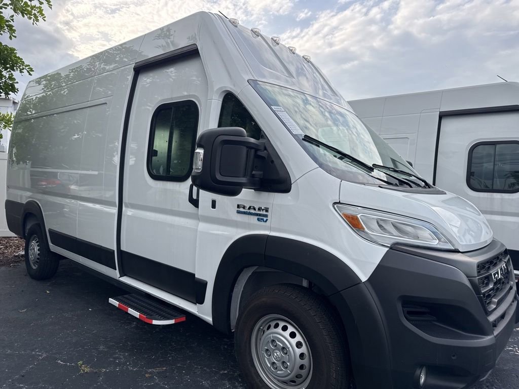 Used 2024 RAM ProMaster 3500 w/ Delivery Van Package image 2