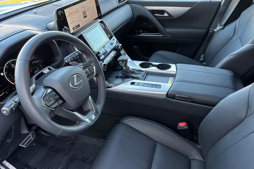 New 2026 Lexus LX 600 F Sport AWD/4WD image 10