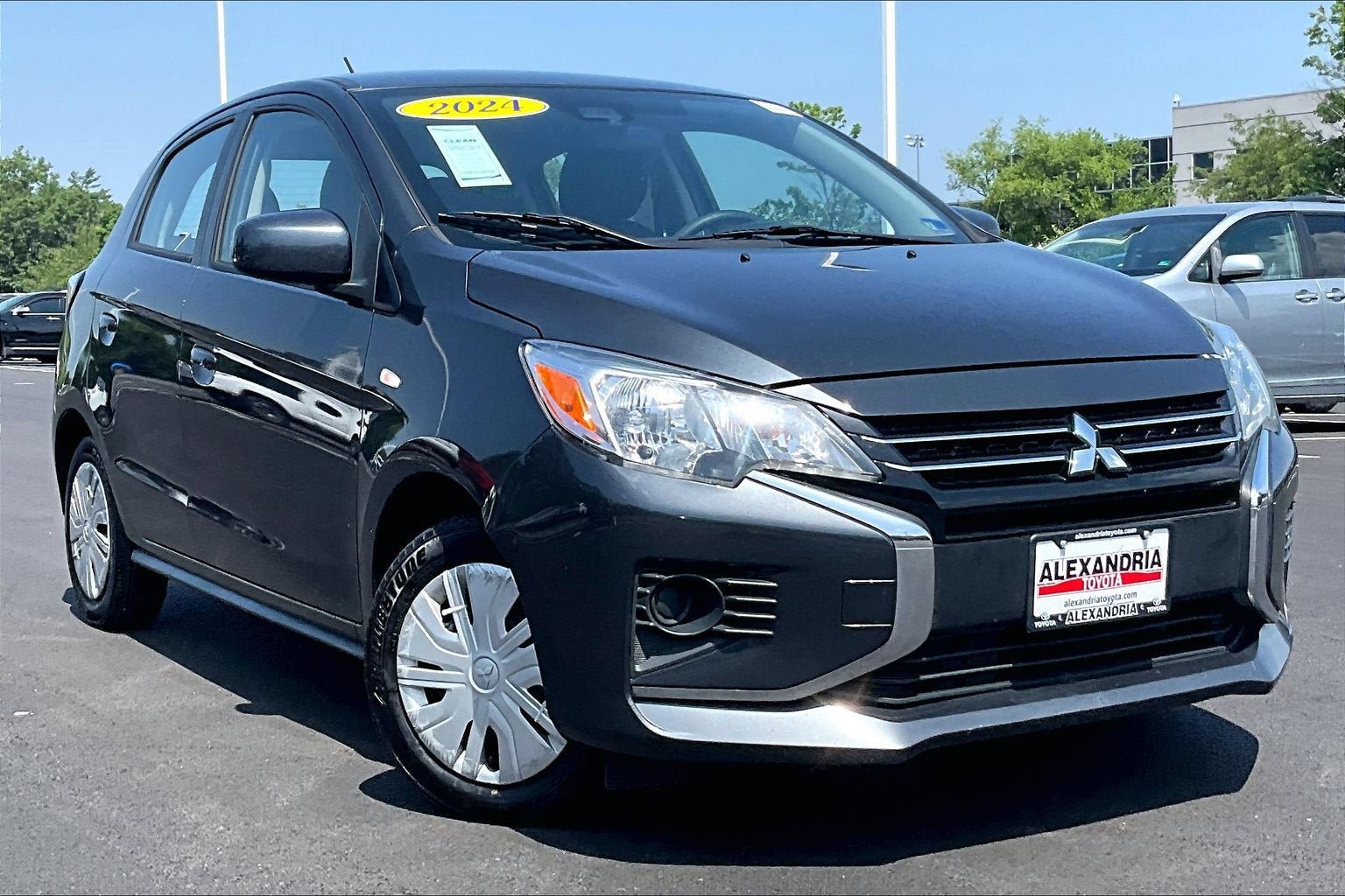 Used 2024 Mitsubishi Mirage ES FWD image 2