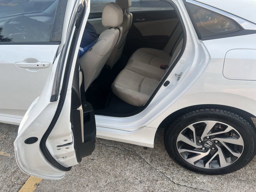 Used 2016 Honda Civic EX image 22
