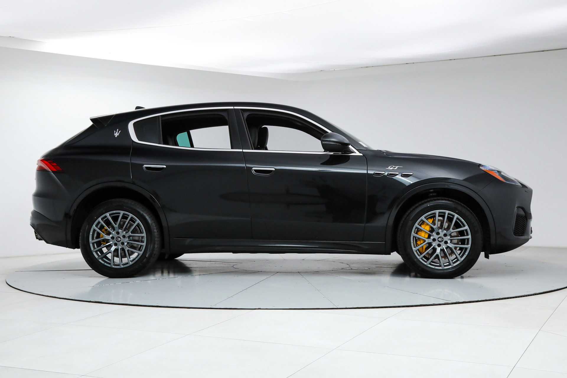 Certified 2023 Maserati Grecale GT image 6